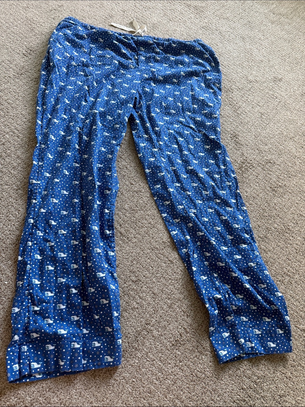 Vineyard Vine Pajama Bottoms with Whale Print